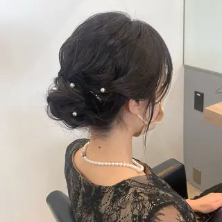 ロング ヘアアレンジ 🍑暖色／レイヤー／ 真希🎀のヘアスタイル