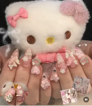 ネイル Mew_Sanie所属・Sanie Salonのネイルデザイン