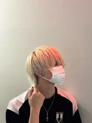 カラー メンズハイトーン 北斗💍レイヤーのヘアスタイル