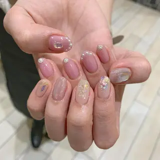 ネイル Kanon 🤍のネイルデザイン