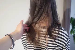 ロング カラー ✅ケアブリーチ✅ トヨオカ ノブヒデのヘアスタイル