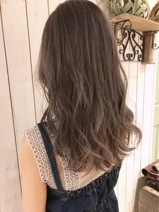 セミロング Noe心斎橋所属・Noe心斎橋 堀田 朋宏のヘアスタイル