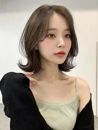 ミディアム 青木 りおのヘアスタイル