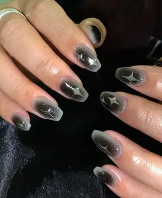 ミディアム nina beautyのネイルデザイン