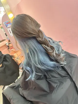 セミロング カラー ブリーチ人気No.1 MANATO🎨🌈のヘアスタイル