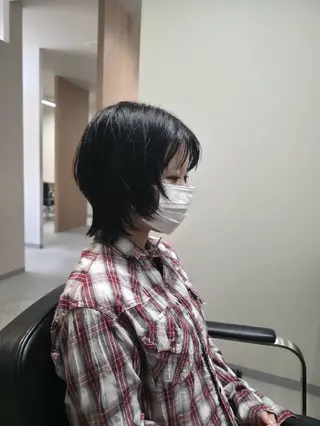 カラー ミディアム OMA　 カタギシのヘアスタイル