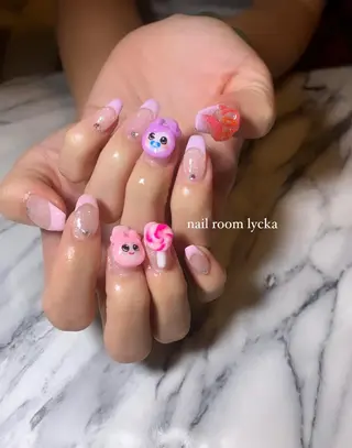 ネイル ﾈｲﾙﾙｰﾑﾘｯｶ 𝐦𝐚𝐲𝐮のネイルデザイン