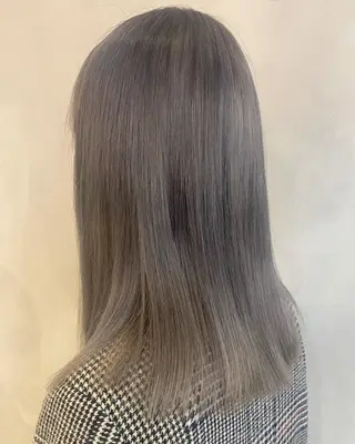 セミロング カラー デザインカラー/パー マ🦖外岡咲希🦖のヘアスタイル