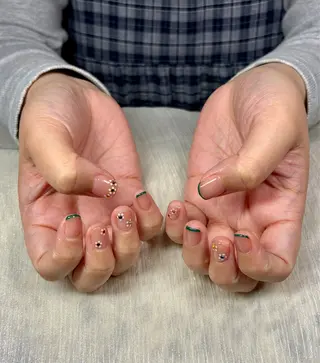 ネイル nailroom HARU.のネイルデザイン