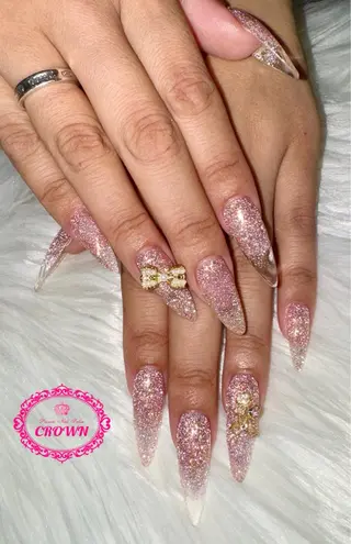 ネイル CROWN プライベートサロンのネイルデザイン