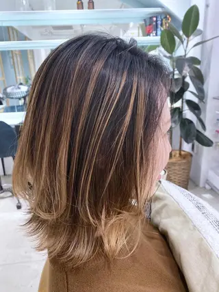 ミディアム カラー 髪質改善レイヤー/ ボブたんの翔太のヘアスタイル