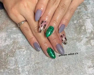 ネイル y' sのネイルデザイン