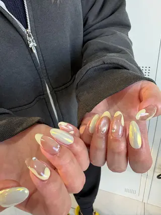 ネイル GRANDEUR焼津 MEI🪼のネイルデザイン