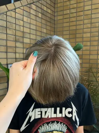 カラー OASIS AVEDA ペニンシュラ東京所属・Saaya 💚のヘアスタイル