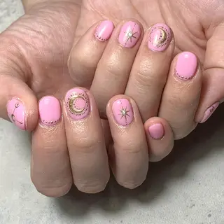 ネイル atelier　FIORITURA所属・FIORITURA aiのネイルデザイン