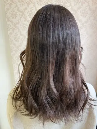 セミロング ヒヨシ ルナのヘアスタイル