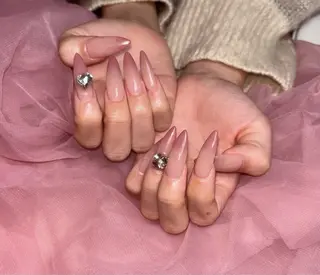 ネイル 𝐁𝐞𝐥𝐥 𝐦𝐞のネイルデザイン