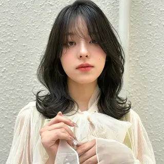 ミディアム カラー レイヤーカット⭐️ ブリーチ桑原 日花理のヘアスタイル