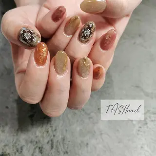 ネイル TASH nailのネイルデザイン