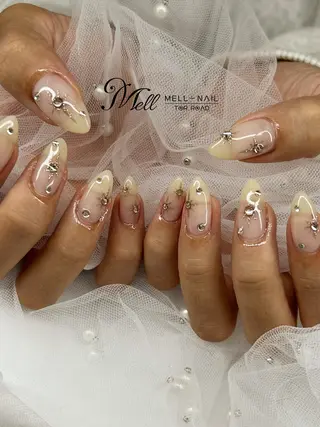 ネイル MELL-NAIL所属・Ayaka. MELL-NAILのネイルデザイン