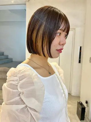 ショート カラー 顔周りカット/透明感 カラー✂️MEIのヘアスタイル