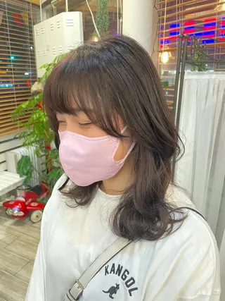 ミディアム カラー SALOWIN池袋East店3F所属・インナーカラー 推し ブリーチ  髪質改善のヘアスタイル