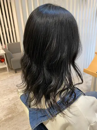 セミロング カラー ヘアアレンジ Design Color🐰アユミのヘアスタイル
