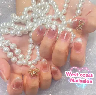 ネイル リボン、ガーリー パーツ放題専門店のネイルデザイン