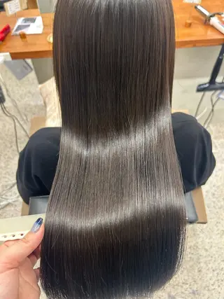 ロング sakura / 南堀江 / Fierのヘアスタイル