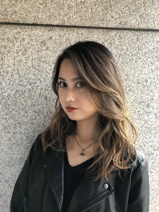 ミディアム カラー 🎨ショートの神様 /神評価🎨原田公祐のヘアスタイル