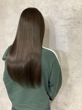 カラー YURA【髪質改善 /韓国レイヤー】のヘアスタイル