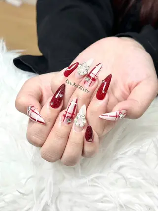 ネイル Ryu Nail Studio所属・Ryu Nail 新大久保のネイルデザイン