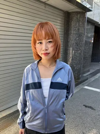 ショート カラー hen所属・心斎橋/レイヤー/ ブリーチ/モエのヘアスタイル