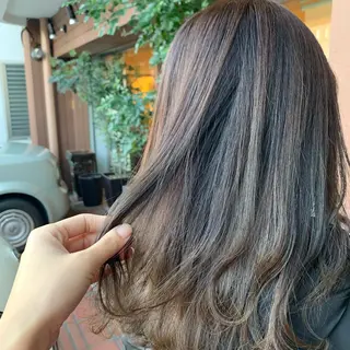 ロング カラー 🌸栄/髪質改善専門 ayaka💇‍♀️のヘアスタイル