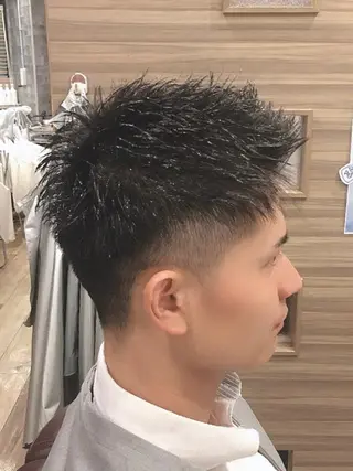 ショート ゼロスバーバーショップ所属・予約1000件超 ✨メンズパーマのヘアスタイル