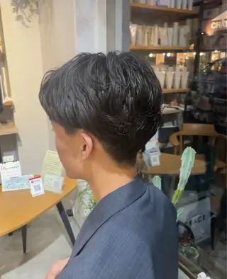 パーマ メンズ チグサ ミウのヘアスタイル