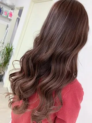 ロング 🥇近藤 恭輔🥇 Recharme新保のヘアスタイル