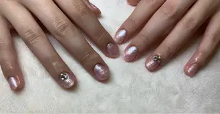 ネイル リンパ／美肌小顔専門サロンLiLi所属・Sakai Airiのネイルデザイン