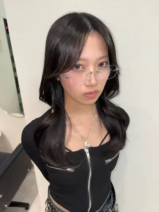 ロング TENSHO ハイトーンレイヤーのヘアスタイル