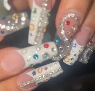 ネイル ONIKA nail 表参道所属・ネイリスト fujiiのネイルデザイン