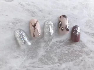 ネイル 西岡 杏のネイルデザイン