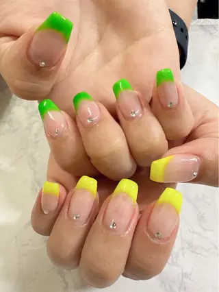 ネイル Minoan Tのネイルデザイン