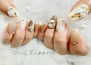 ネイル ネイルリボン 伊藤のネイルデザイン