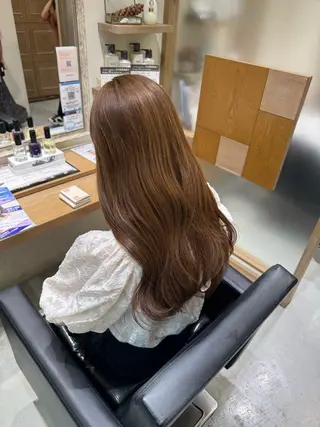 ロング カラー 透明感カラー/顔周り カット/レイヤーにかのヘアスタイル