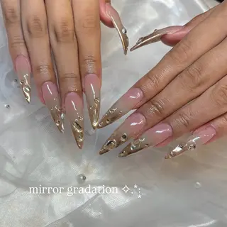 ネイル 鈴木 結万のネイルデザイン