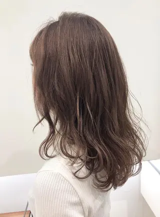 ロング カラー 本山　くせ毛のカット 尾島光季のヘアスタイル