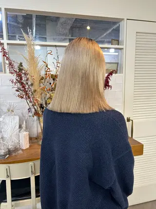 ミディアム yumeka🩶ボブ 暖色/透け感カラーのヘアスタイル