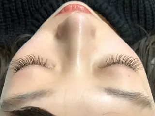 マツエク・マツパ mon. eyelash eyebrow所属・mon. Matsuiのマツエク・マツパデザイン