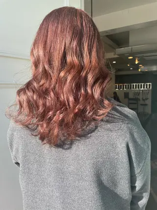 セミロング カラー 安藤 佑衣のヘアスタイル