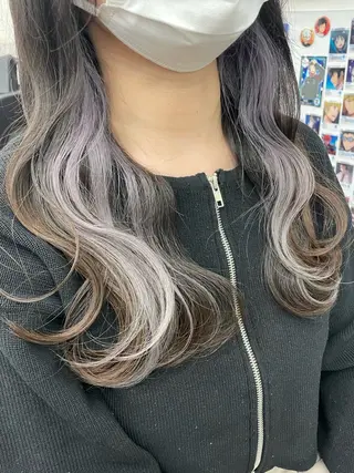 ミディアム カラー SALOWIN池袋East店3F所属・インナーカラー 推し ブリーチ  髪質改善のヘアスタイル